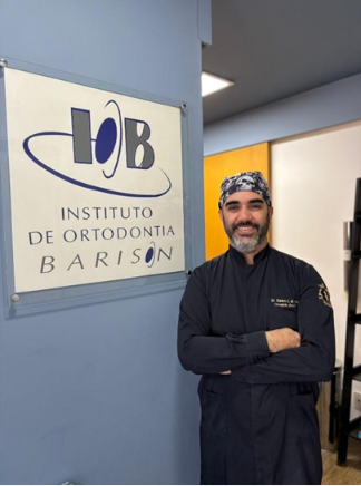 Dr. Ramon França CRO-SP: 137.277 Cirugião bucomaxilo-facial